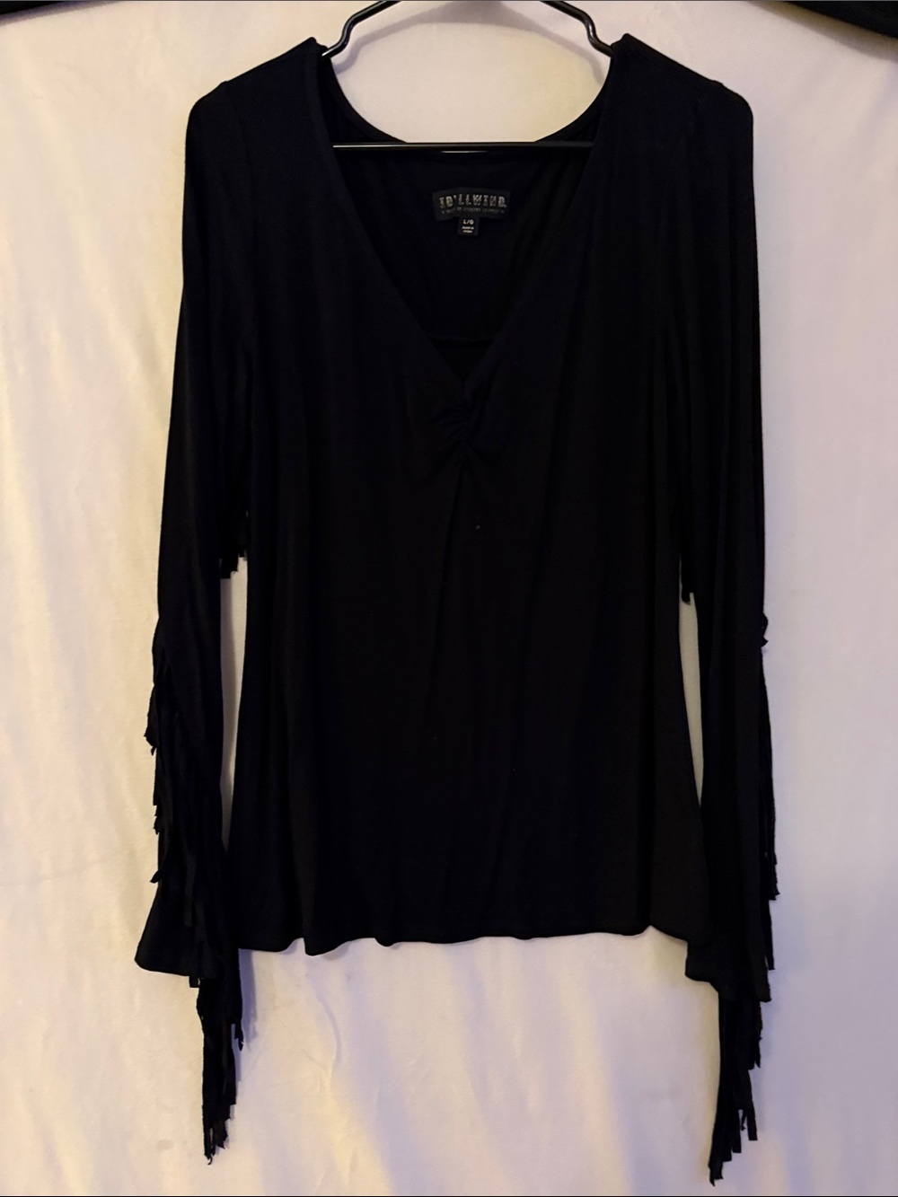 Tailor B. Moss Black V-Neck Long-Sleeve Top with Fringe Sleeves